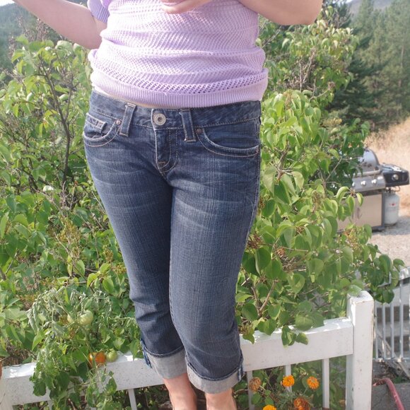 Capris Wide Cuff Bottom Ladies Jeans By Bebe - Picture 3 of 5